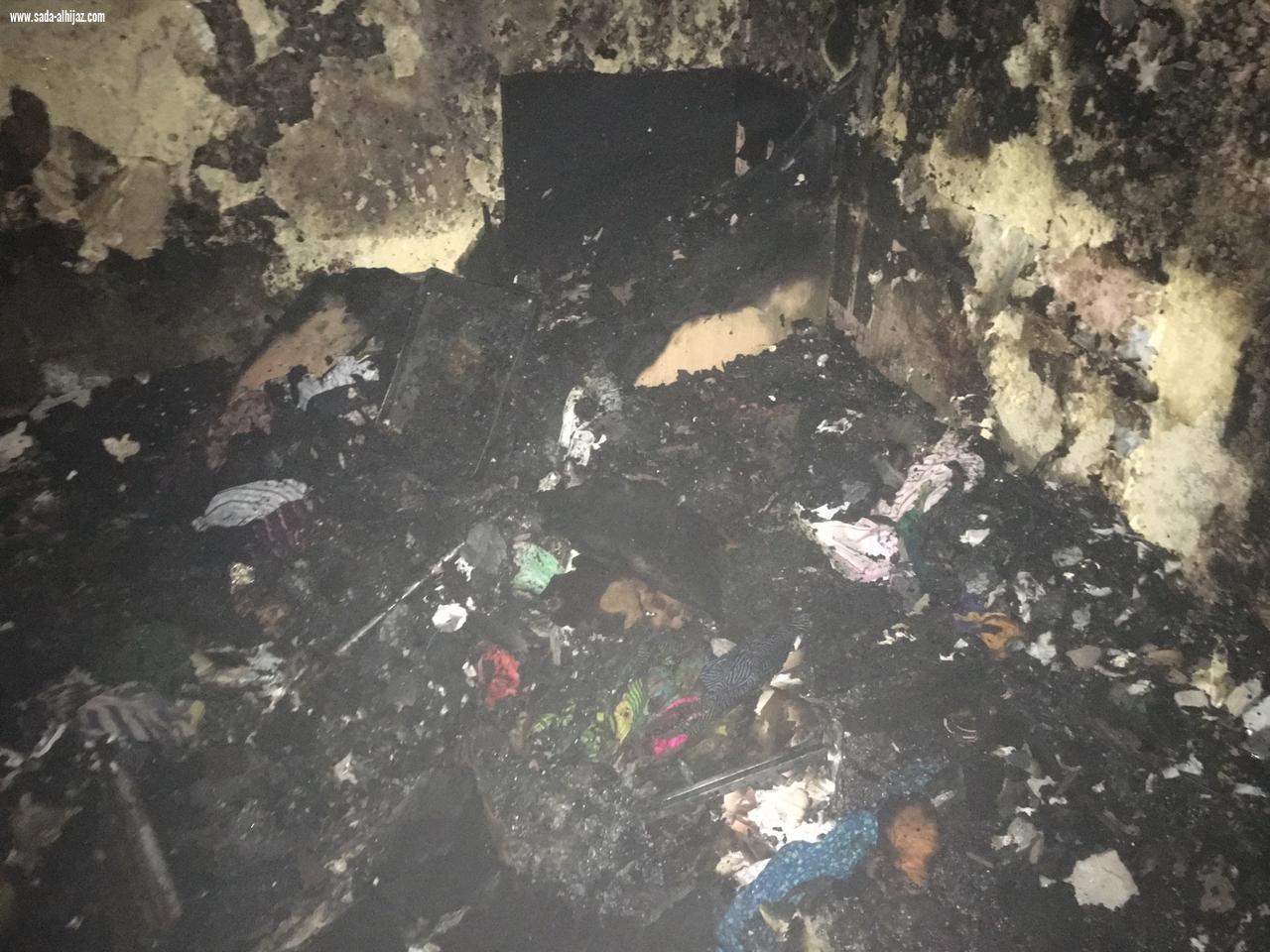 اصابة ٤ مواطنين باختناق بشقتهم بينبع والدفاع المدني يحتوى الحريق